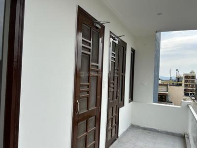 Balcony Image of 1600 Sq.ft 3 BHK Builder Floor for rent in GMS Road Dehradun for Rs. 36000
