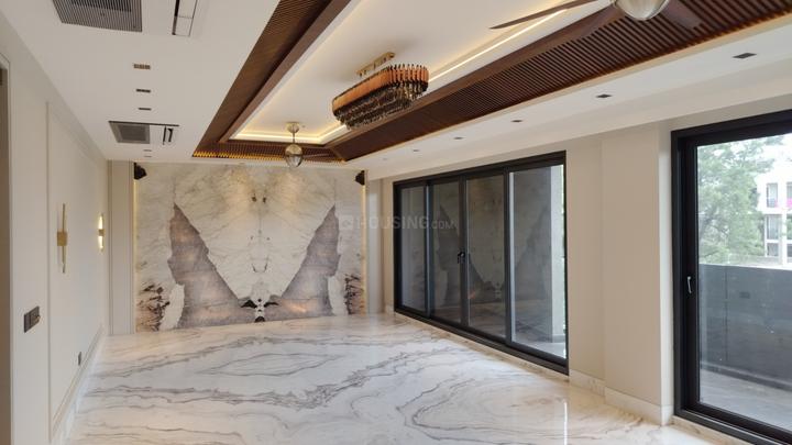Sector 25, DLF Phase 2 Main Image 1