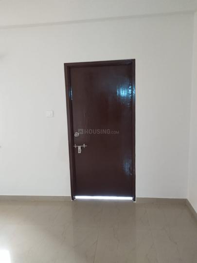 Apple wood Bedroom 1