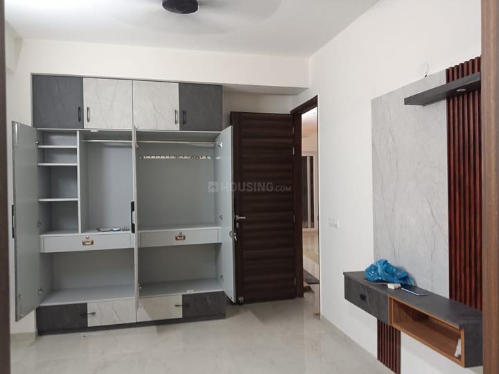 Smart World Gems Main Image 1