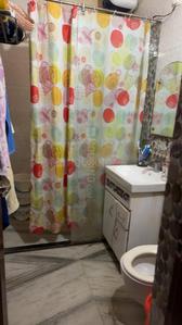 Bathroom Image of 1250 Sq.ft 2 BHK Builder Floor for rent in Bajwa Sunny Enclave, Kharar Mohali for Rs. 17000