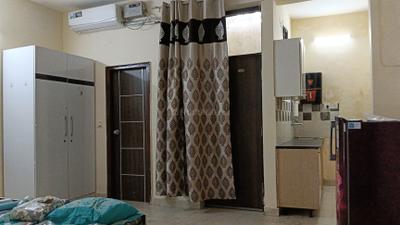 Bedroom Image of 700 Sq.ft 1 BHK Builder Floor for rent in Sector 30 Gurgaon for Rs. 25000