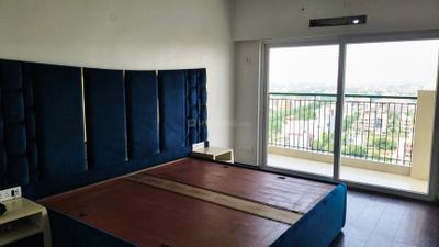 Bedroom Image of 2000 Sq.ft 4 BHK Apartment / Flat for rent in Trident Embassy, Noida Extension Greater Noida for Rs. 50000