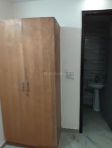 Bedroom Image of 900 Sq.ft 2 BHK Builder Floor for rent in Preet Vihar New Delhi for Rs. 23000