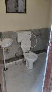 Bathroom Image of 410 Sq.ft 1 BHK Apartment / Flat for sale in Sarsawan Lucknow for Rs. 2750000