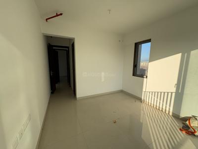 Bedroom Image of 790 Sq.ft 2 BHK Apartment / Flat for sale in Sunteck City 4th Avenue, Goregaon West Mumbai for Rs. 24500000