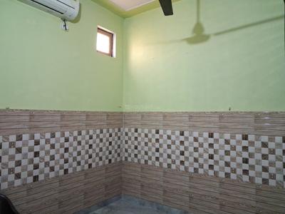 Bedroom Image of 600 Sq.ft 1 BHK Independent House for rent in Sector 81 Noida for Rs. 12000