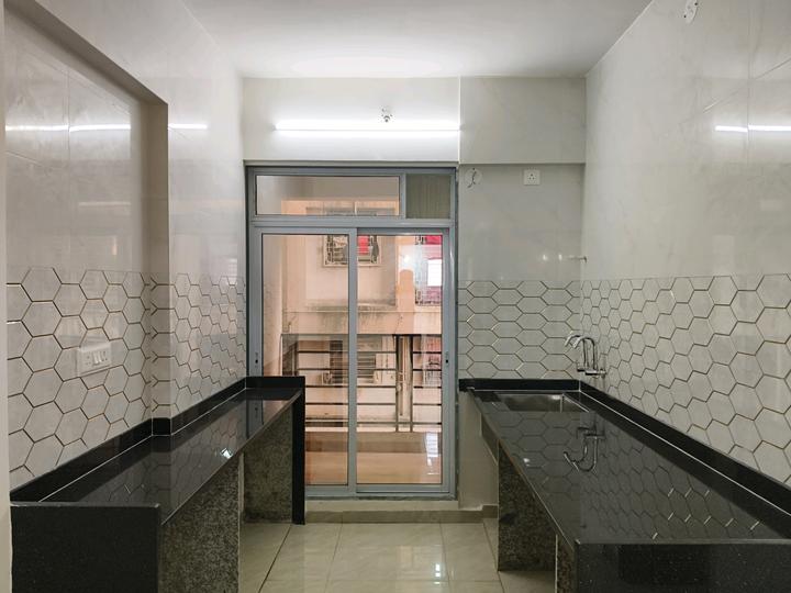 Shubh Iconic Main Image 1