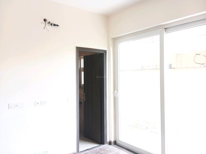 BPTP Amstoria Country Floor Main Image 1