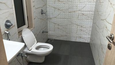 Sunshine Infinity Bathroom One 4
