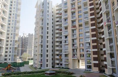 Image of 204 A1 Mahindra Antheia in Pimpri, Pune