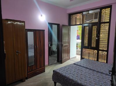Bedroom Image of Gokuldham pg in Sector 18, Noida