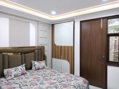 Bedroom Image of 1250 Sq.ft 3 BHK Apartment / Flat for sale in Uttam Nagar New Delhi for Rs. 8100000