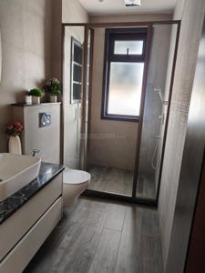 Bathroom Image of 2100 Sq.ft 3.5 BHK Builder Floor for sale in Central Park Flower Valley, Sector 33 Sohna for Rs. 42500000