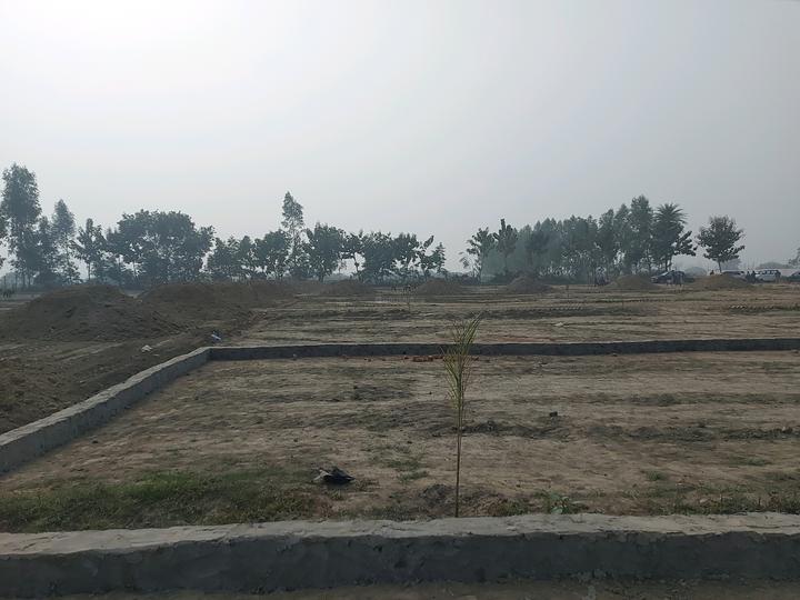 Residential 900 Sqft Plot for sale at Knowledge Park 3, Greater Noida