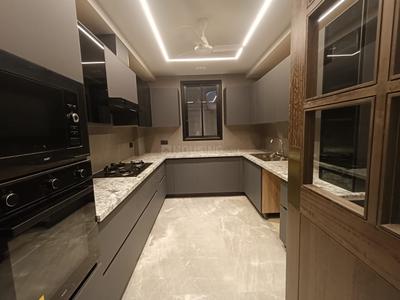 Kitchen Image of 2700 Sq.ft 4 BHK Builder Floor for sale in Hauz Khas New Delhi for Rs. 92500000