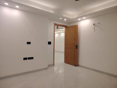 Bedroom Image of 2000 Sq.ft 4 BHK Builder Floor for rent in Freedom Fighters Enclave New Delhi for Rs. 60000