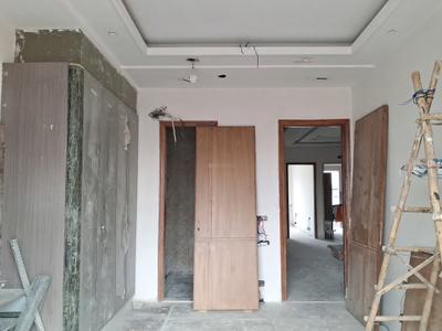 Bedroom Image of 1800 Sq.ft 3 BHK Builder Floor for sale in Paschim Vihar New Delhi for Rs. 40000000