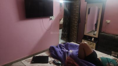 Bedroom Image of 1000 Sq.ft 3 BHK Apartment / Flat for rent in Dwarka Mor New Delhi for Rs. 17000