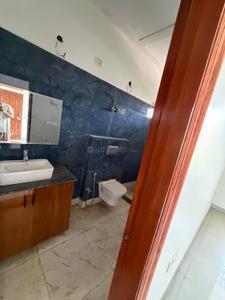 Bathroom Image of 2200 Sq.ft 3 BHK Independent House for rent in Noida Extension Greater Noida for Rs. 32000