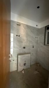 Bathroom Image of 793 Sq.ft 2 BHK Apartment / Flat for sale in Vaibhavlaxmi Queens Glory, Chembur Mumbai for Rs. 15600000