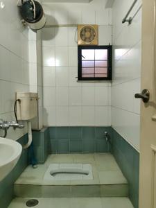Common Bathroom Image of 605 Sq.ft 1 BHK Apartment / Flat for sale in Hiranandani Estate Thane for Rs. 8500000