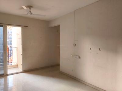 Living Room Image of 700 Sq.ft 2 BHK Apartment / Flat for sale in Signature Global The Millennia, Sector 37D Gurgaon for Rs. 6800000