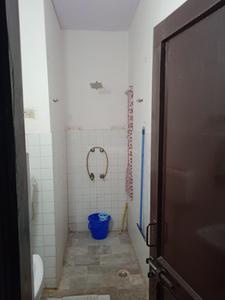 Image of 950 Sq.ft 2 BHK Apartment / Flat for rent in Patparganj, New Delhi for Rs. 40000