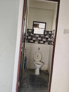 Bathroom Image of 950 Sq.ft 2 BHK Apartment / Flat for rent in Manish Nagar Nagpur for Rs. 16500