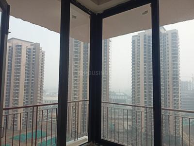 Balcony Image of 1850 Sq.ft 3 BHK Apartment / Flat for rent in RG Luxury, Noida Extension Greater Noida for Rs. 28000
