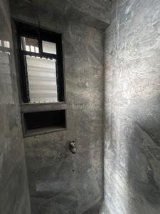 Bathroom Image of 550 Sq.ft 1 BHK Apartment / Flat for rent in Girgaon Mumbai for Rs. 80000