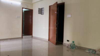 Living Room Image of 980 Sq.ft 2 BHK Apartment / Flat for rent in Chinar Park Kolkata for Rs. 18000