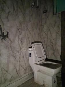 Common Bathroom Image of 1050 Sq.ft 2 BHK Apartment / Flat for sale in Sector 73 Noida for Rs. 4200000