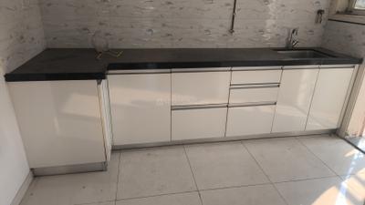 Kitchen Image of 918 Sq.ft 2 BHK Apartment / Flat for sale in Amanora Gold Towers, Hadapsar Pune for Rs. 11000000
