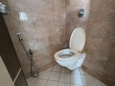 Bathroom Image of 680 Sq.ft 1 BHK Apartment / Flat for rent in Pratik Harmony, Kalamboli Navi Mumbai for Rs. 20000