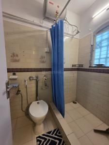 Bathroom Image of 2000 Sq.ft 3.5 BHK Apartment / Flat for rent in Sudhir Amrapali Complex, Kalyani Nagar Pune for Rs. 125000