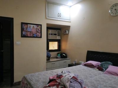 Bedroom Image of 1400 Sq.ft 3 BHK Apartment / Flat for sale in Ordnance Apartments, Vikaspuri New Delhi for Rs. 21000000