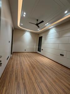 Bedroom Image of 2700 Sq.ft 4 BHK Builder Floor for sale in Safdarjung Enclave New Delhi for Rs. 92500000