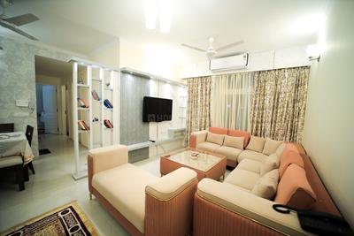 Bedroom Image of 2140 Sq.ft 3 BHK Apartment / Flat for sale in Shalimar Grand, Butler Colony Lucknow for Rs. 26000000