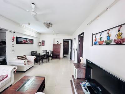 Hall Image of 1000 Sq.ft 2 BHK Apartment / Flat for sale in Amanora Future Towers, Hadapsar Pune for Rs. 13000000