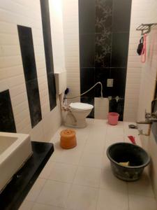 Bathroom Image of 2000 Sq.ft 3 BHK Independent House for sale in Memnagar Ahmedabad for Rs. 32500000