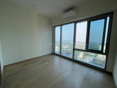 Bedroom Image of 800 Sq.ft 2 BHK Apartment / Flat for rent in Piramal Aranya, Byculla Mumbai for Rs. 130000