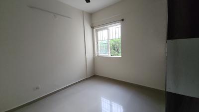 Bedroom Image of 927 Sq.ft 2 BHK Apartment / Flat for sale in DLF Woodland Heights, Bommasandra Bengaluru for Rs. 6600000