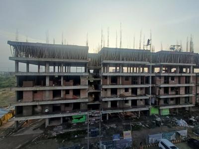 Image of 1220 Sq.ft 2 BHK Apartment / Flat for sale in Vardha Sky Castle, Kalindipuram, Allahabad for Rs. 8177283