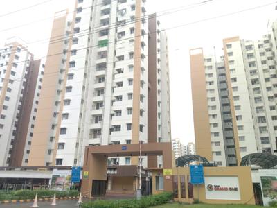 Building Image of 827 Sq.ft 2 BHK Apartment / Flat for rent in Shriram Grand City Grand One, Hindmotor Hooghly for Rs. 16000