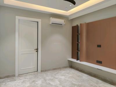 Bedroom Image of 3000 Sq.ft 5 BHK Builder Floor for sale in Indirapuram Ghaziabad for Rs. 42000000