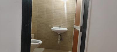 Bathroom Image of 885 Sq.ft 2 BHK Apartment / Flat for rent in DB Ozone, Dahisar East Mumbai for Rs. 25000