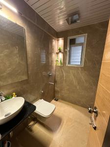 Bathroom Image of 1550 Sq.ft 3 BHK Apartment / Flat for sale in Tharwani Rosewood, Kharghar Navi Mumbai for Rs. 25000000