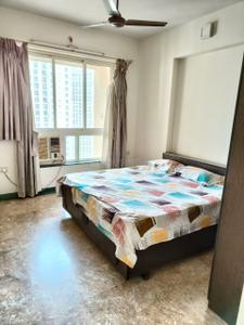 Bedroom Image of 910 Sq.ft 2 BHK Apartment / Flat for sale in Hiranandani Meadows, Thane West Thane for Rs. 19500000