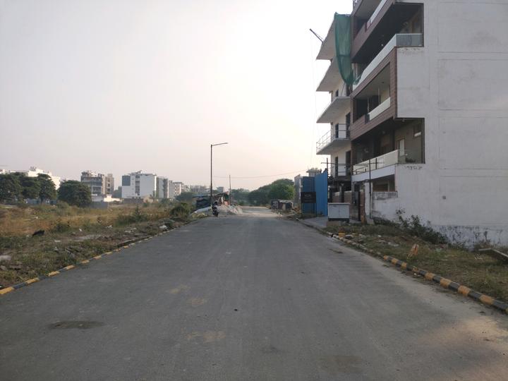 BPTP Parklands Plots Main Image 1